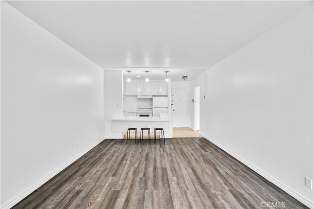 320 S Gramercy Place 302, Los Angeles, CA 90020