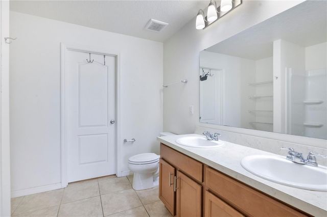 2465 BEGONIA STREET, Mascotte, FL 34753