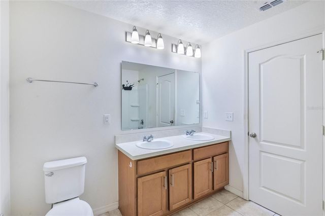 2465 BEGONIA STREET, Mascotte, FL 34753