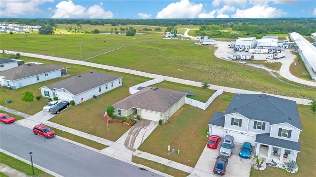 2465 BEGONIA STREET, Mascotte, FL 34753