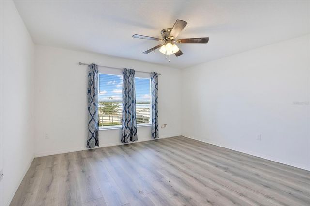 2465 BEGONIA STREET, Mascotte, FL 34753