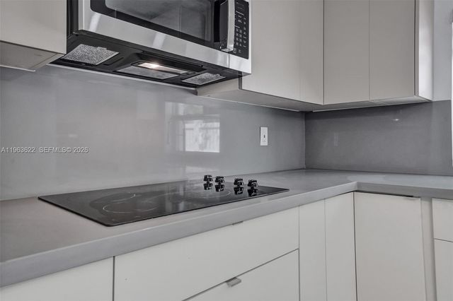 1010 N 16th Avenue, Hollywood, FL 33020