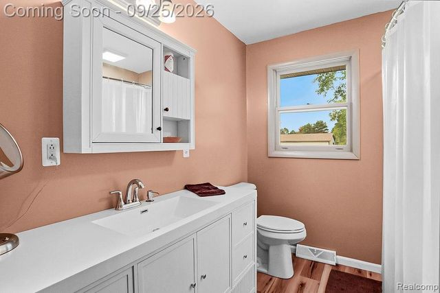 6776 Farley Road, Putnam Township, MI 48169