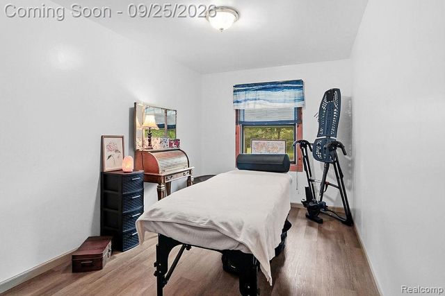 6776 Farley Road, Putnam Township, MI 48169