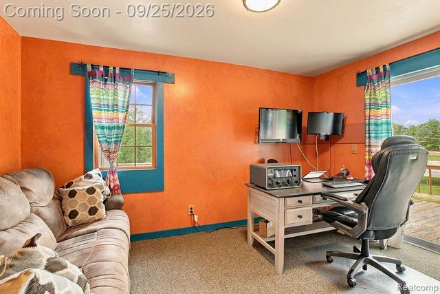 6776 Farley Road, Putnam Township, MI 48169