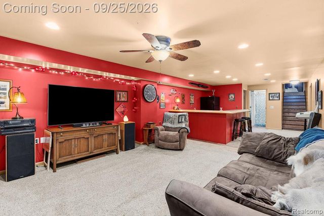 6776 Farley Road, Putnam Township, MI 48169