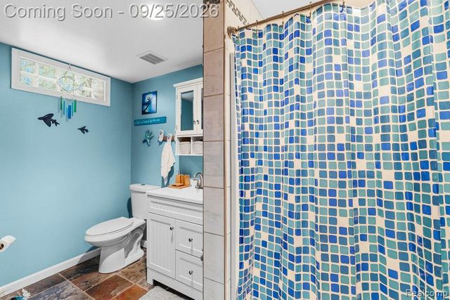 6776 Farley Road, Putnam Township, MI 48169