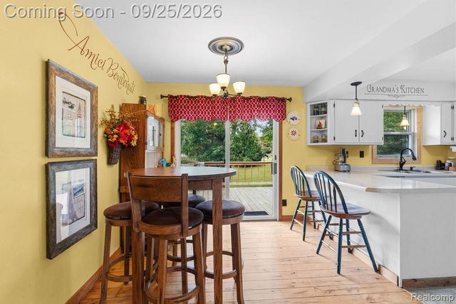 6776 Farley Road, Putnam Township, MI 48169