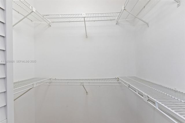 15569 N Miami Lakeway N 205-16, Miami Lakes, FL 33014