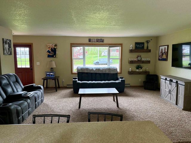 424 BILLINGS AVENUE, Medford, WI 54451