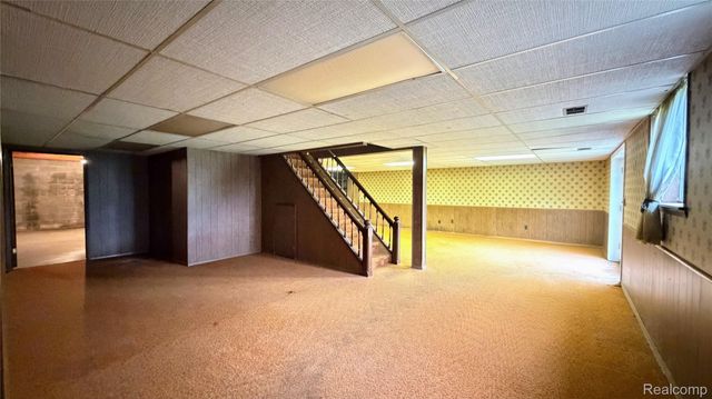 8079 Farley Road, Putnam Township, MI 48169