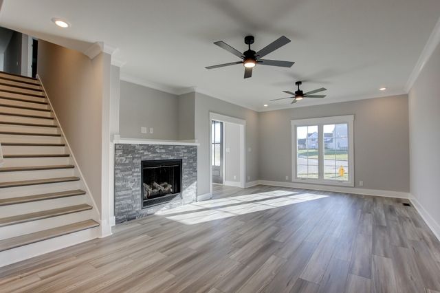 701 Sandringham Ct, Clarksville, TN 37043