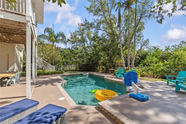 897 POINT SEASIDE DRIVE, Crystal Beach, FL 34681