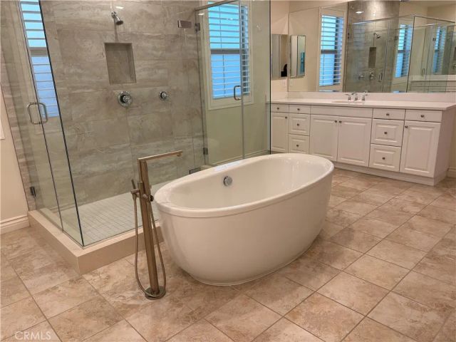 117 Wanderer, Irvine, CA 92618