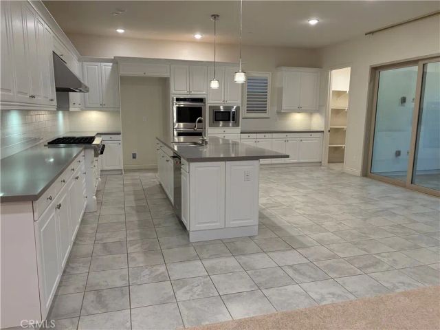 117 Wanderer, Irvine, CA 92618