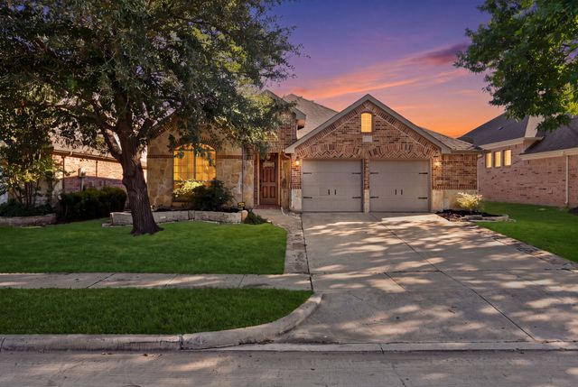 242 Cox Drive, Fate, TX 75087