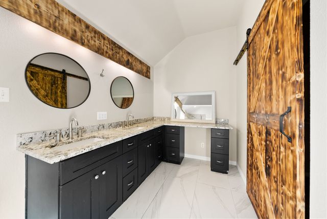 242 Cox Drive, Fate, TX 75087