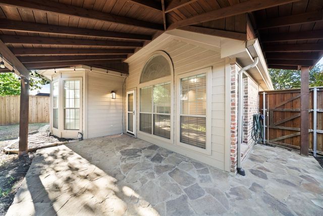 242 Cox Drive, Fate, TX 75087