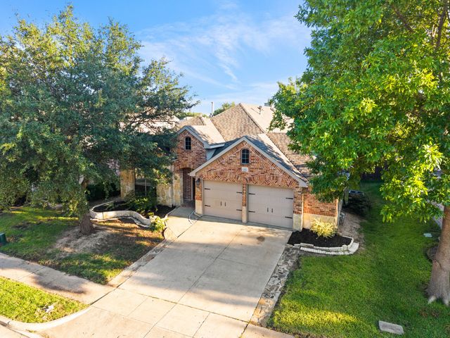 242 Cox Drive, Fate, TX 75087