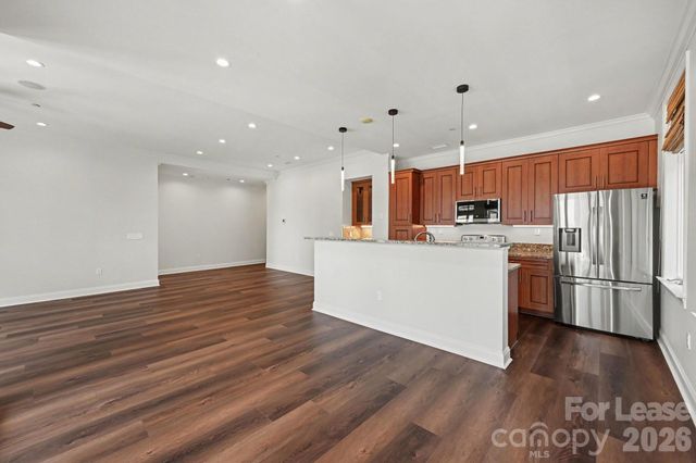 230 S Tryon Street, Charlotte, NC 28202