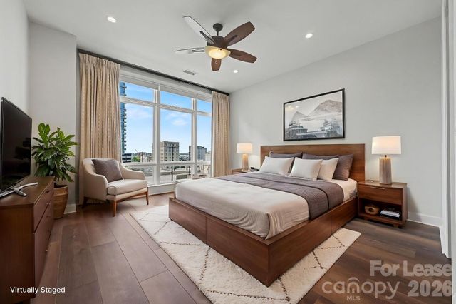 230 S Tryon Street, Charlotte, NC 28202