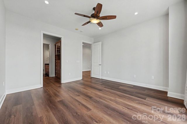 230 S Tryon Street, Charlotte, NC 28202