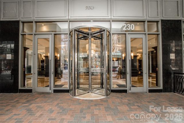 230 S Tryon Street, Charlotte, NC 28202