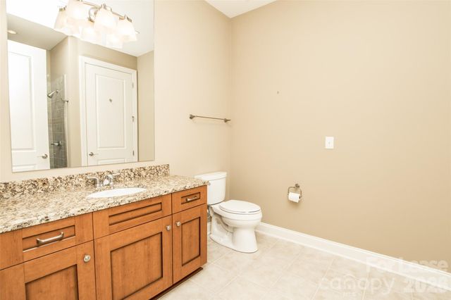 230 S Tryon Street, Charlotte, NC 28202