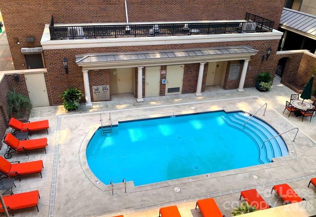 230 S Tryon Street, Charlotte, NC 28202