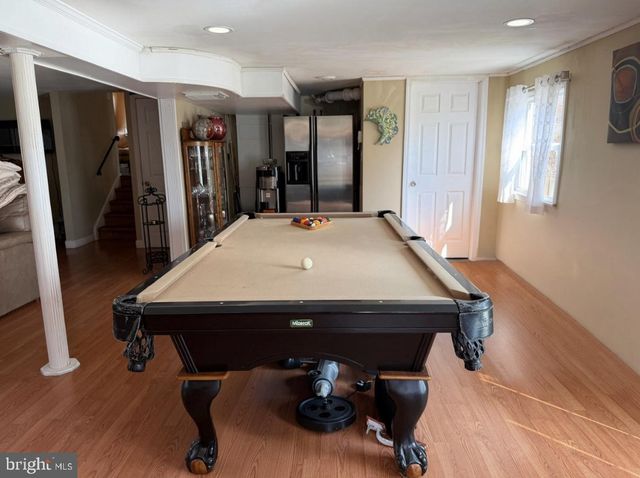 89 UPPER FERRY RD, Ewing, NJ 08628