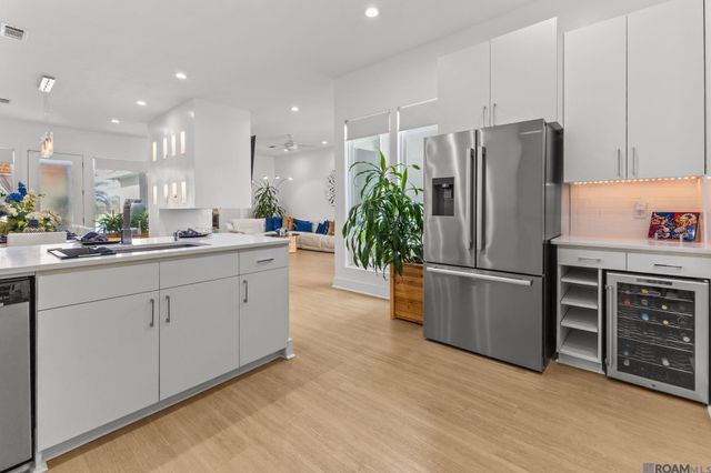 6095 Royal Palms Ct, Gonzales, LA 70737