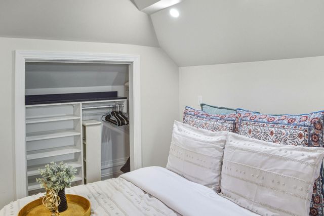 348 King Street 348m, Charleston, SC 29401