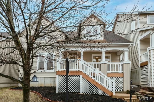 243 Vivaron Avenue, St Charles, MO 63303