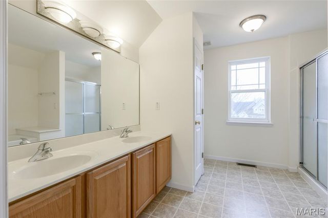 243 Vivaron Avenue, St Charles, MO 63303