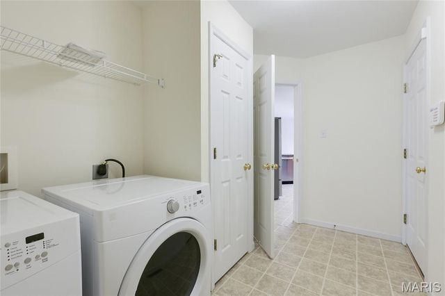 243 Vivaron Avenue, St Charles, MO 63303