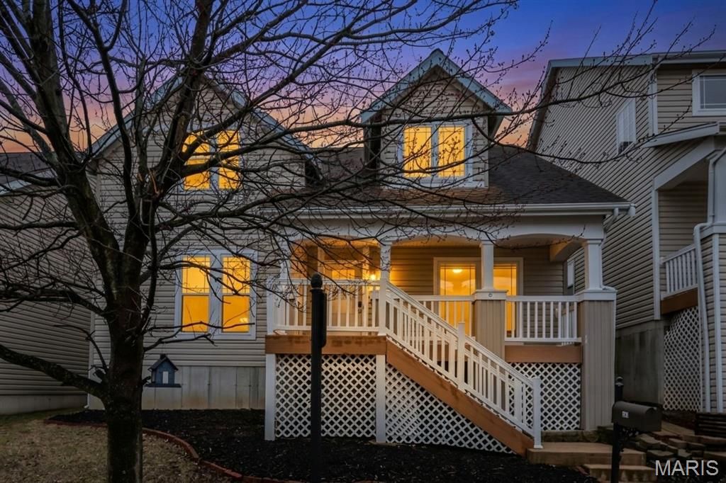 243 Vivaron Avenue, St Charles, MO 63303