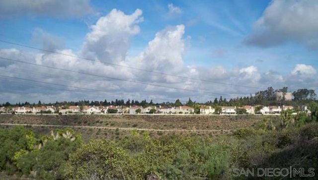 945 E J St, Chula Vista, CA 91910