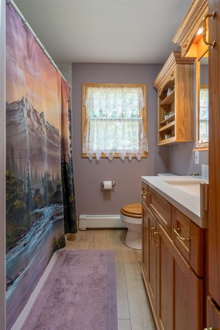 37 Glenwood Avenue, Dover, NH 03820