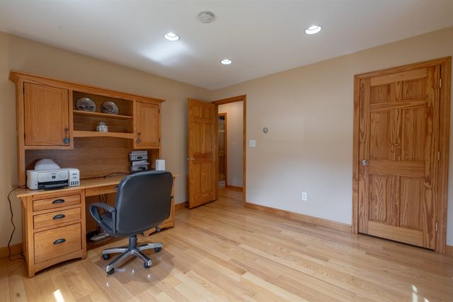 37 Glenwood Avenue, Dover, NH 03820