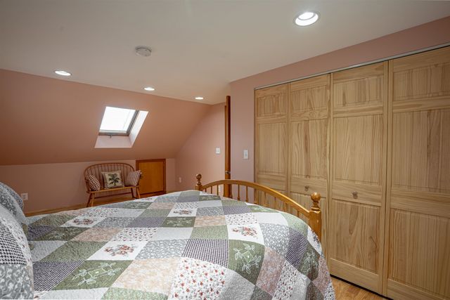 37 Glenwood Avenue, Dover, NH 03820