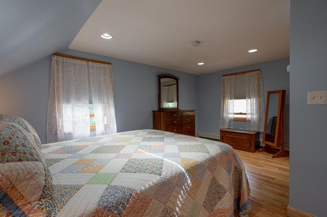 37 Glenwood Avenue, Dover, NH 03820