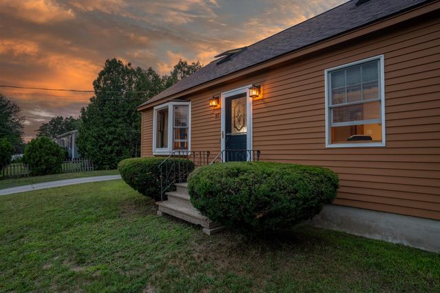 37 Glenwood Avenue, Dover, NH 03820