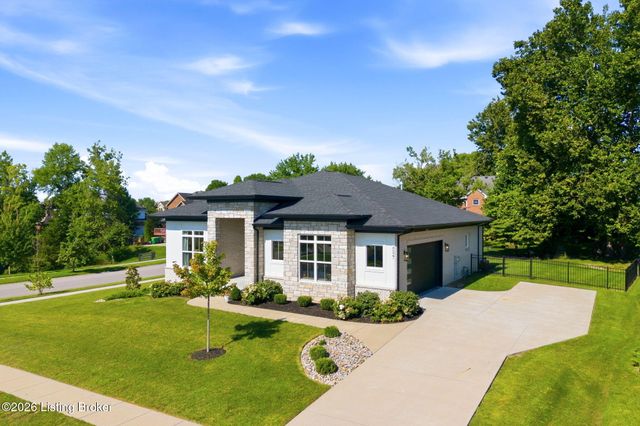 4027 Thomas Farm Dr, Louisville, KY 40299