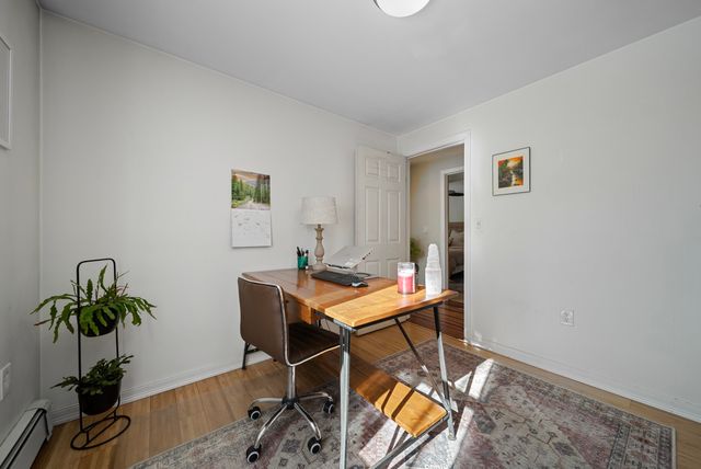 8 Chongor Drive, Newton, NH 03858