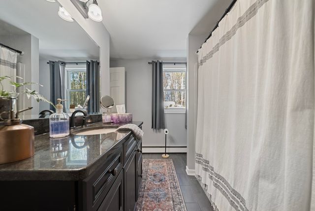 8 Chongor Drive, Newton, NH 03858