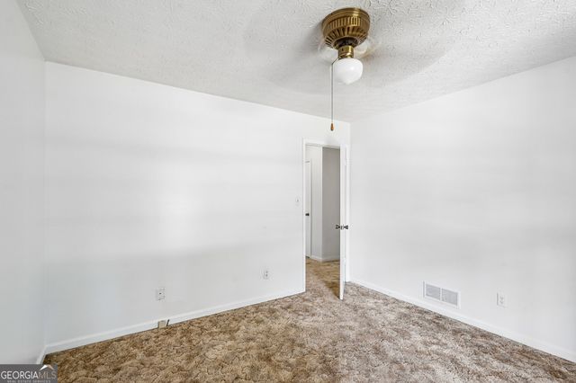 255 Helen Lane, Stockbridge, GA 30281