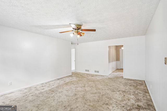 255 Helen Lane, Stockbridge, GA 30281