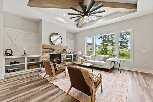 688 Skillet Avenue, Huntertown, IN 46748