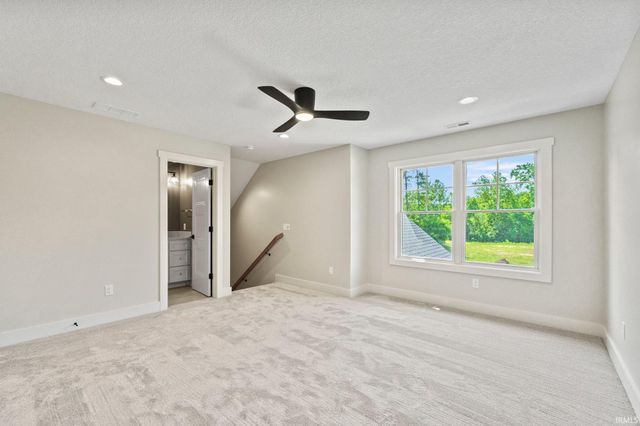 688 Skillet Avenue, Huntertown, IN 46748