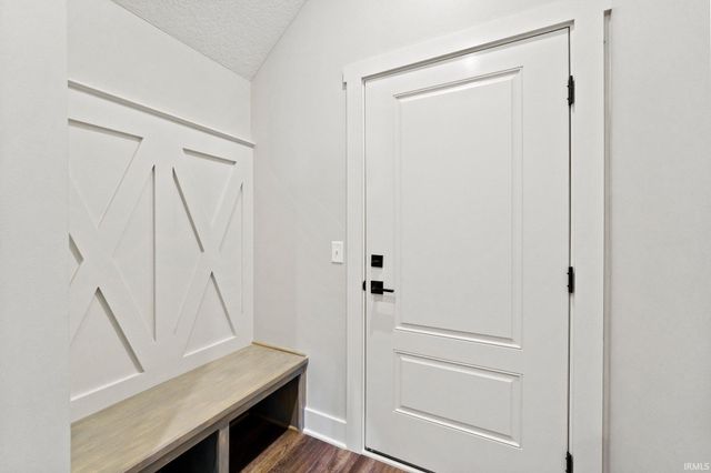 688 Skillet Avenue, Huntertown, IN 46748